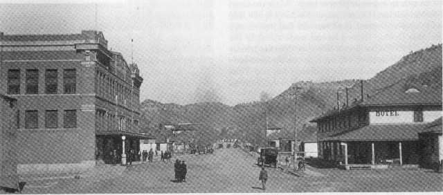  Dawson, N M, (1916) Main Street,