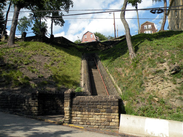  Parkway Steps Chalfant P A