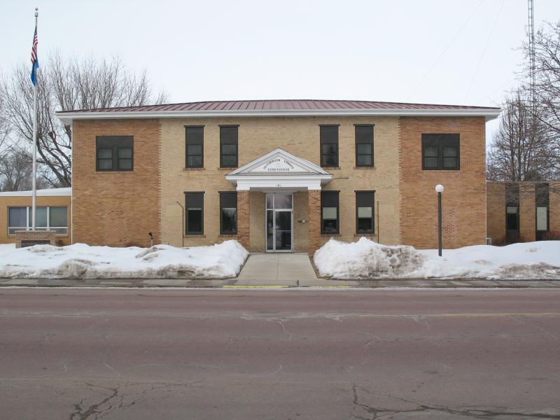  Hutchinson County Courthouse