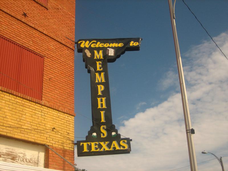  Memphis, T X, sign I M G 0675