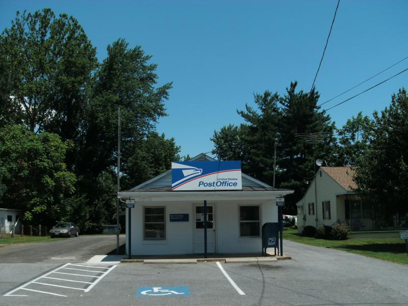  Post office in Sperryville